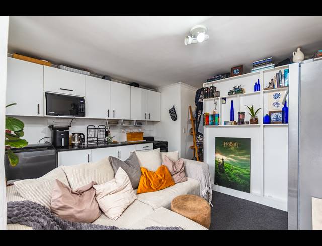 BEDROOM STUDIO APARTMENT FOR SALE IN BLOUBERG SANDS
